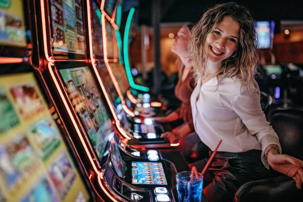 lestari77 dashboard showing slot games and live casino options